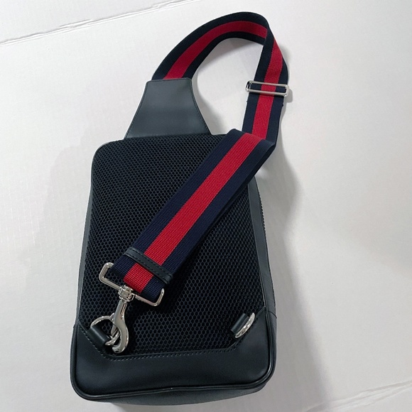 *SOLD* Gucci Black Sling Backpack *Authentic* - Picture 9 of 14